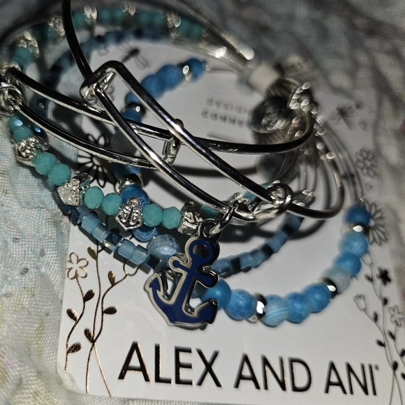 Alex Ani RARE Vitamin Sea 5 Set Bangles Anchor Nautical Beach Ocean Beaded Charm - Picture 5 of 7